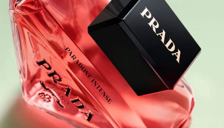 Prada Paradoxe Intense: O Poderoso Encontro da Delicadeza e Força em um Frasco