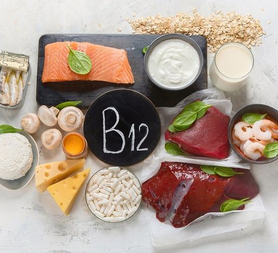 Vitamina B12 3 ALIMENTOS PARA MEMÓRIA: Turbine sua Memória com ESTAS Opções Naturais de Alimentos