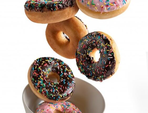 Aprenda a fazer os clássicos Mini Donuts Americanos - Uma Receita Simples e Lucrativa! RENDA EXTRA CRIATIVA