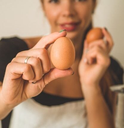 Entenda por que os Ovos Marrons são mais caros que os brancos