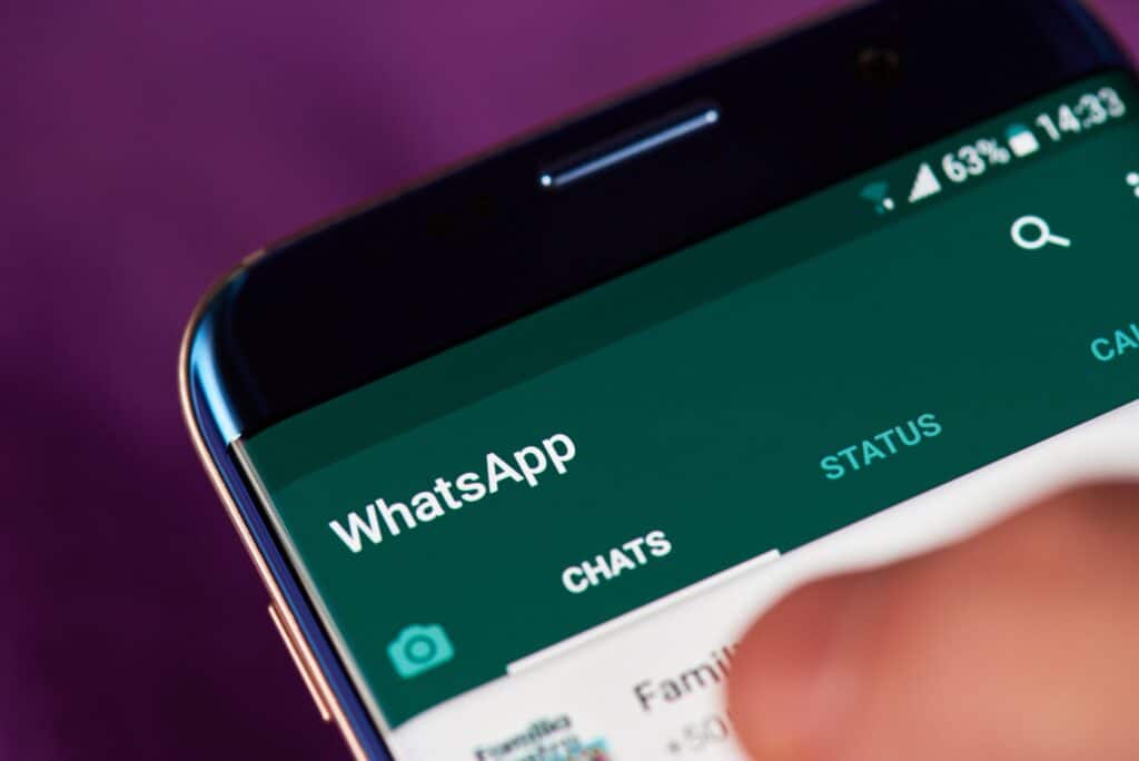 Digitando no WhatsApp: O Truque Secreto para ficar INVISÍVEL no WhatsApp